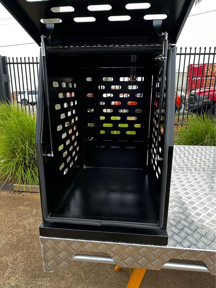 STAFFORD INDUSTRIAL (FULL DOGBOX) 600MM X 1780MM X 860MM BLACK