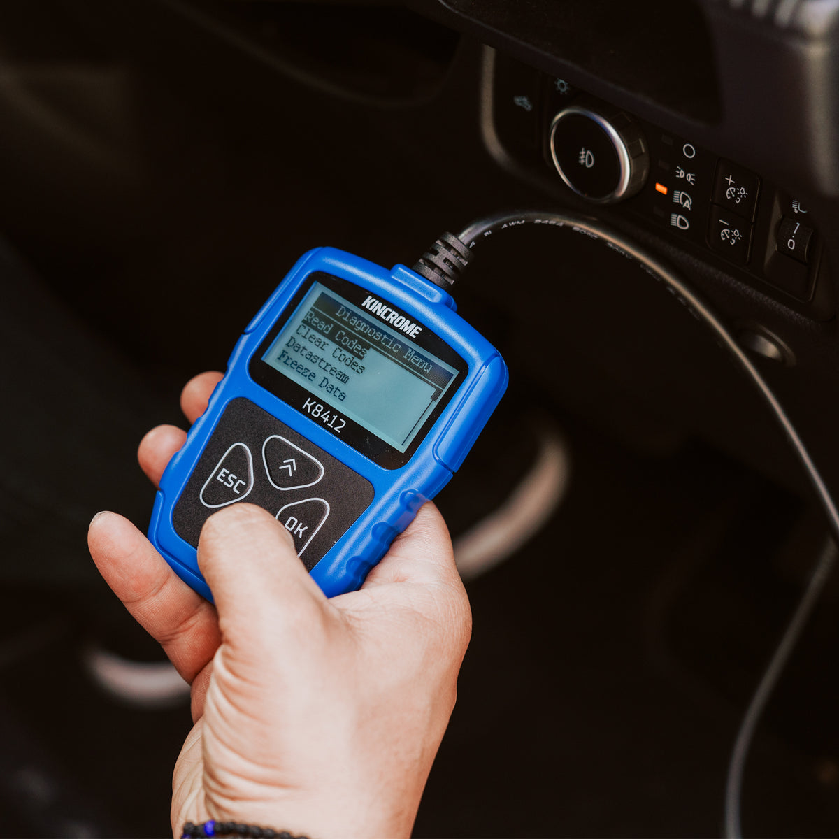 DIAGNOSTIC SCAN TOOL