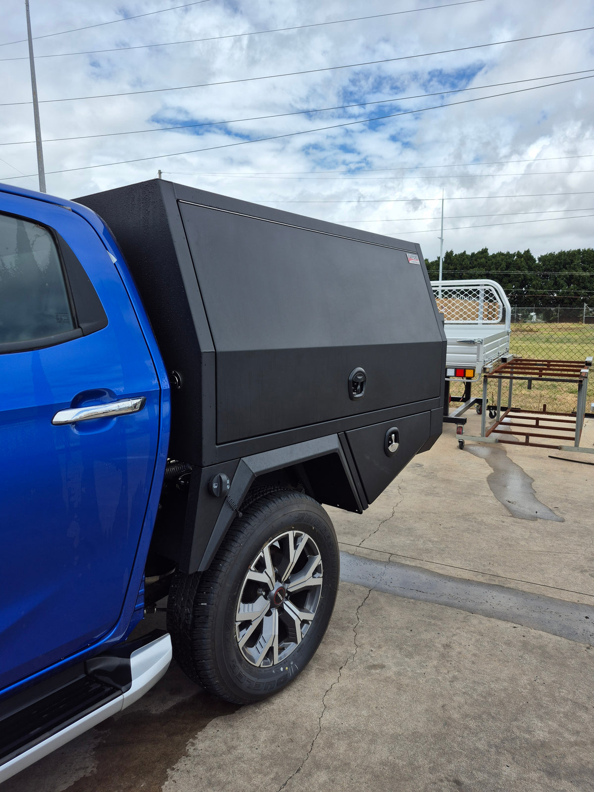 STAFFORD INDUSTRIAL CHASSIS MOUNT CANOPY MATT BLACK