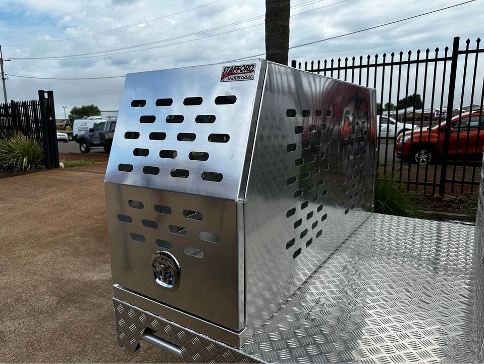 STAFFORD INDUSTRIAL (FULL DOGBOX) 600MM X 1780MM X 860MM FLAT PLATE