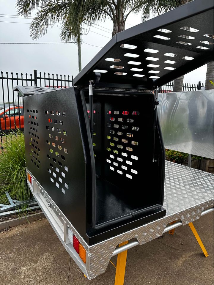 STAFFORD INDUSTRIAL (FULL DOGBOX) 600MM X 1780MM X 860MM BLACK
