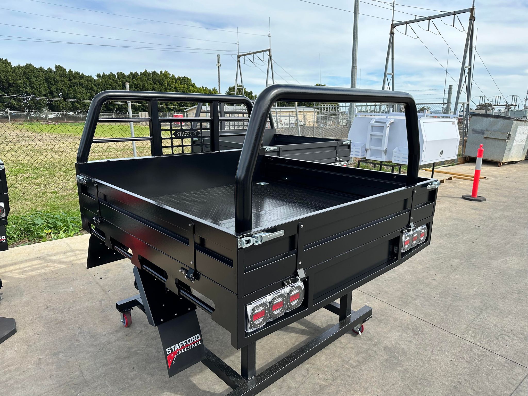 STAFFORD INDUSTRIAL GALVANISED STEEL POWDER COATED UTE TRAY 1883MM X 1840MM BLACK