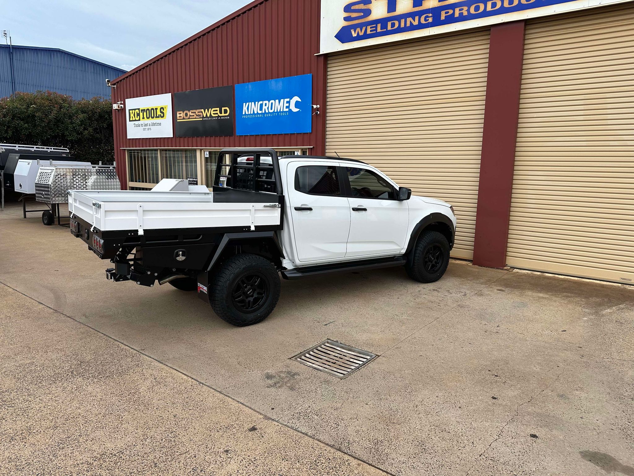 STAFFORD INDUSTRIAL 1800MM BARE ALLOY UTE TRAY PACKAGE BLACK