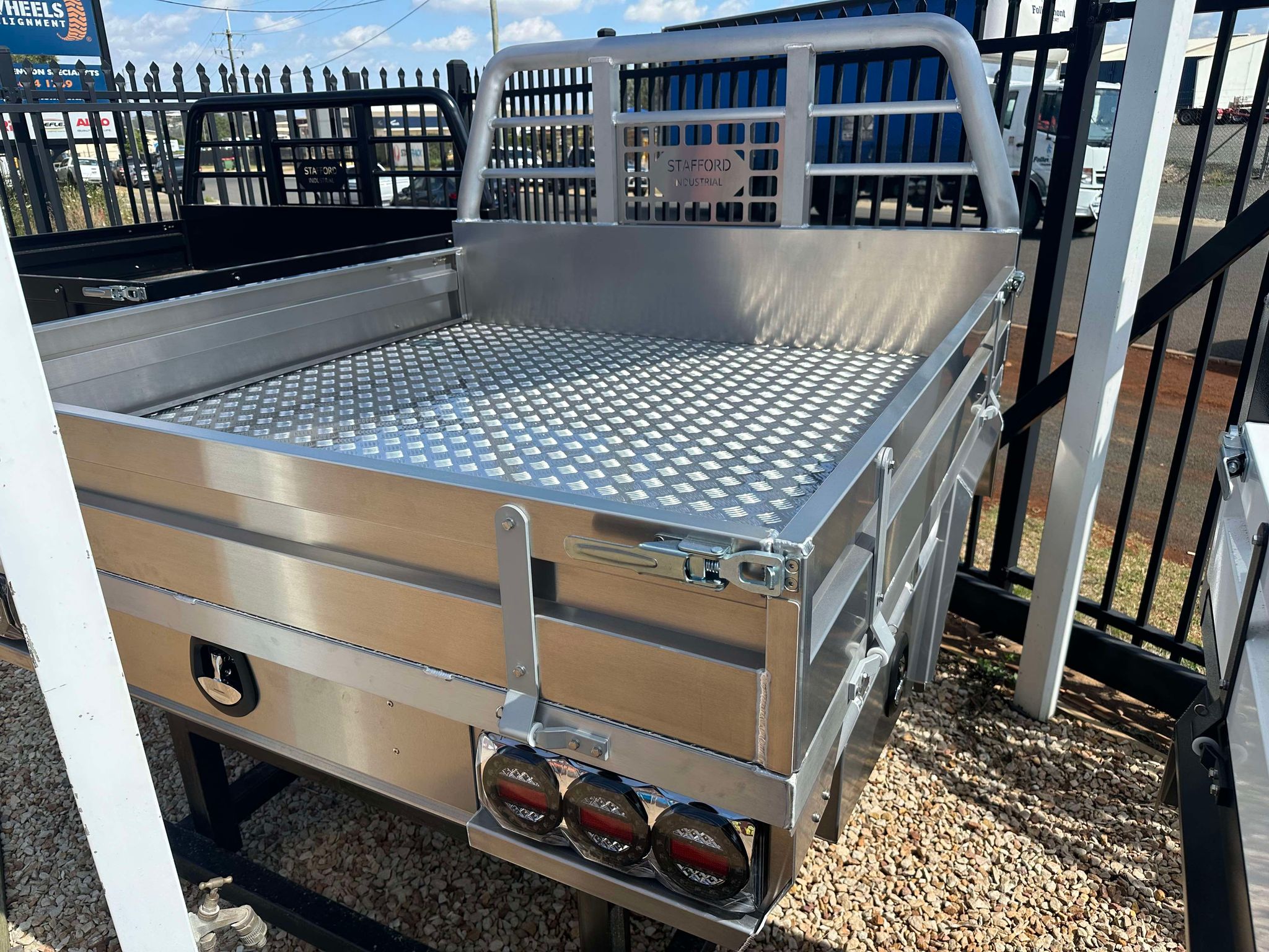 STAFFORD INDUSTRIAL 1800MM BARE ALLOY UTE TRAY PACKAGE WHITE