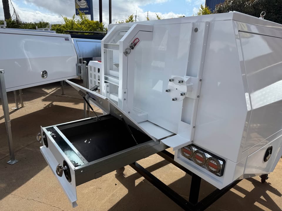 STAFFORD INDUSTRIAL CHASSIS MOUNT CANOPY WHITE