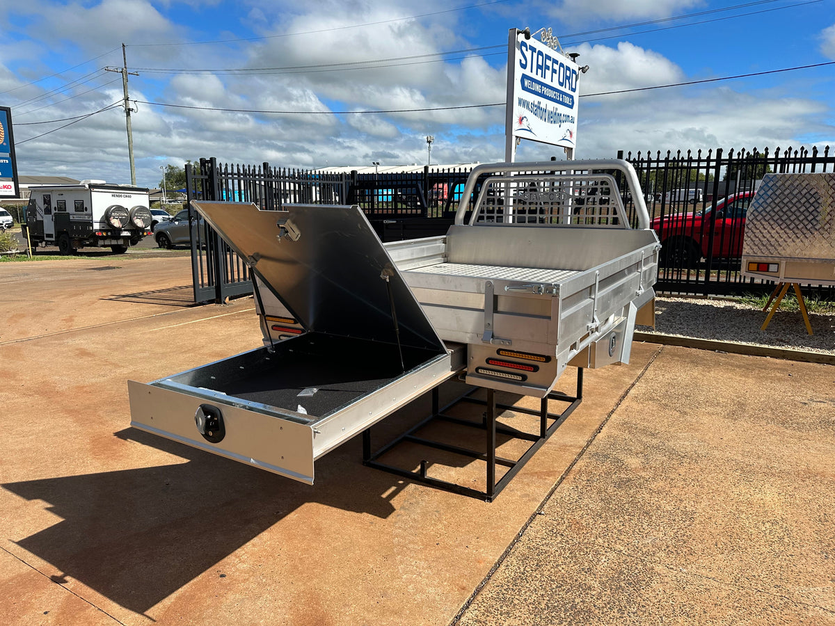 STAFFORD INDUSTRIAL 2400MM ALLOY UTE TRAY 7