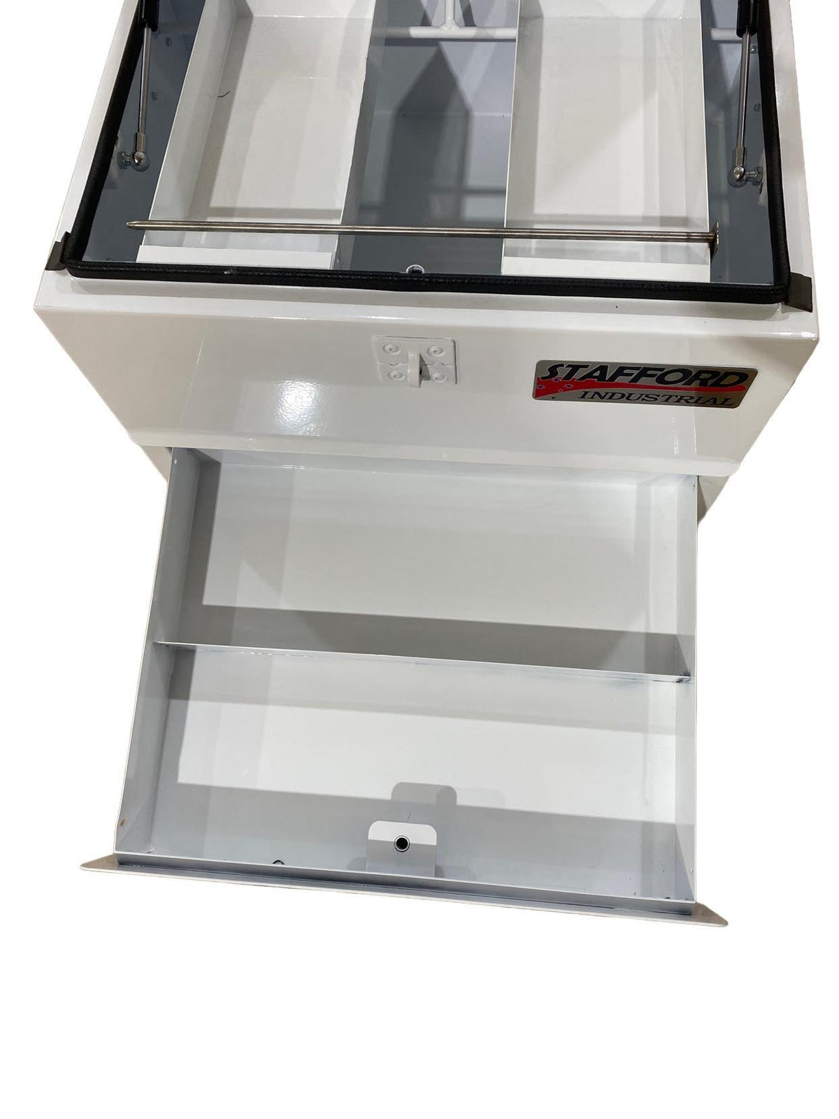 STAFFORD INDUSTRIAL TC550 SERIES 2 DR WHITE TOOL BOX